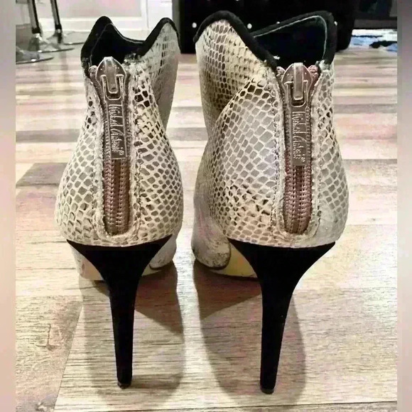 Michael Antonio 5" Snakeskin Ankle Boots Sz. 10 - Picture 4 of 5